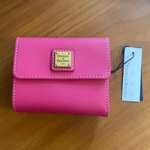 BRAND NEW Dooney and Bourke Wallet